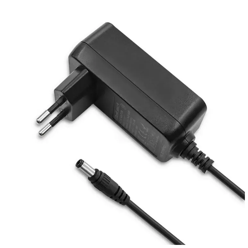 Zasilacz sieciowy Qoltec 30W 15V 2A 5.5*2.5