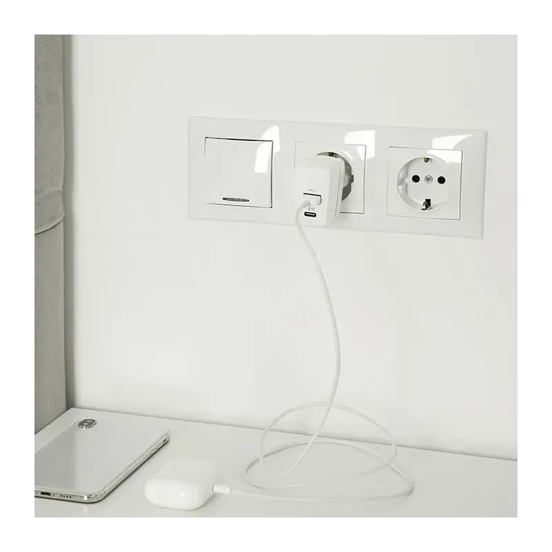 Ładowarka sieciowa Qoltec 20W GaN | 5-20V | 1.5-3A | 1xUSB-C PD | 1xUSB QC