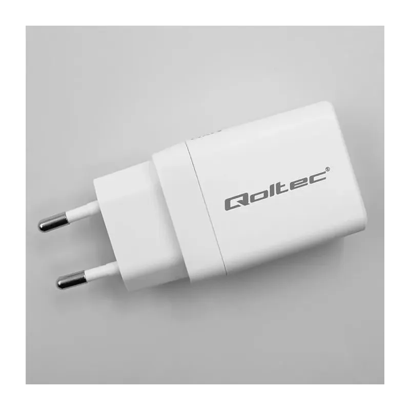 Ładowarka sieciowa Qoltec 45W GaN | 5-20V | 1.5-3A | 1xUSB-C PD | 1xUSB QC