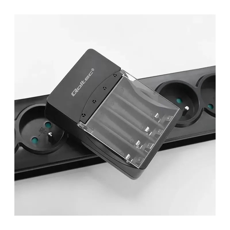 Ładowarka Qoltec do akumulatorków Ni-MH typu R03 AAA R6 AA