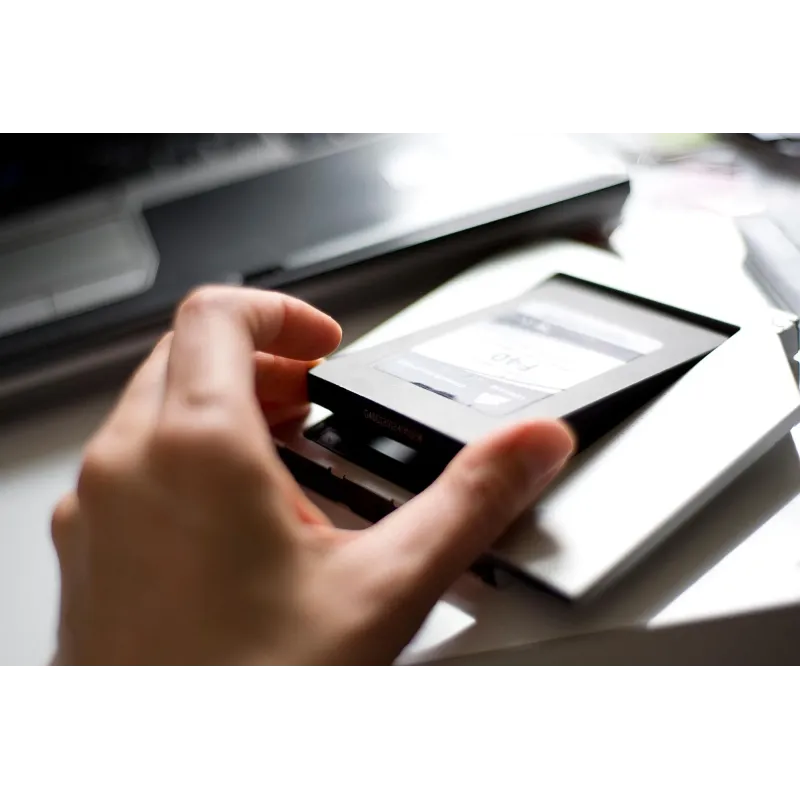 Ramka DIGITUS SSD/HDD do CD/DVD/Blu-ray, SATA na SATA, 12,7mm