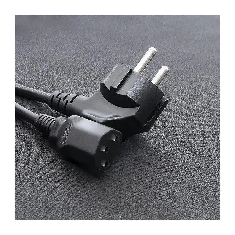 Kabel zasilający Qoltec IEC C13/SCHUKO | 3x0.75mm2 | 1.5m