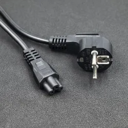 Kabel zasilający Qoltec kątowy SCHUKO | IEC C5 | Koniczynka | 3x1.0mm2 |