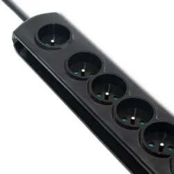 Listwa zasilająca antyprzepięciowa Qoltec z wyłącznikiem nożnym | 7 gniazd