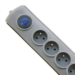 Listwa zasilająca antyprzepięciowa Qoltec Quick Switch | 8 gniazd | 1,8m |