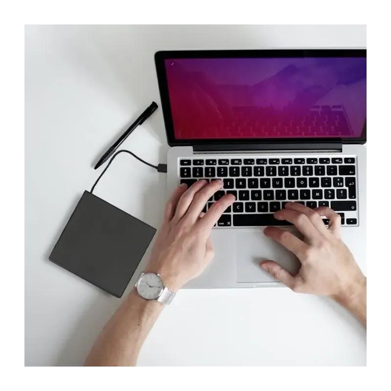 Nagrywarka Qoltec DVD-RW zewnętrzna | USB2.0 | czarna