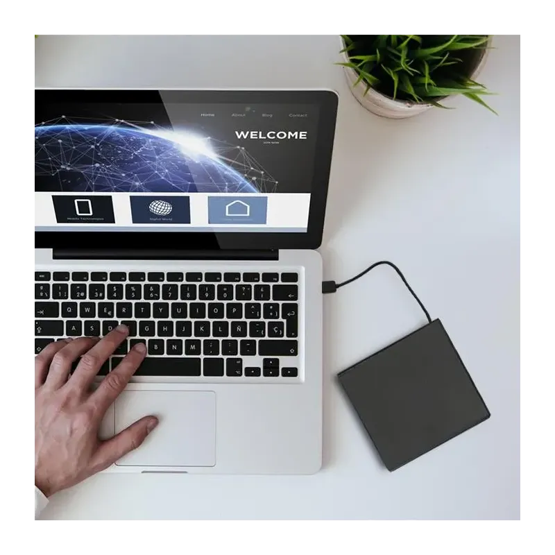 Nagrywarka Qoltec DVD-RW zewnętrzna | USB2.0 | czarna