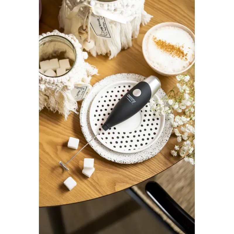 Spieniacz do mleka Camry CR 4501 z mieszadłem