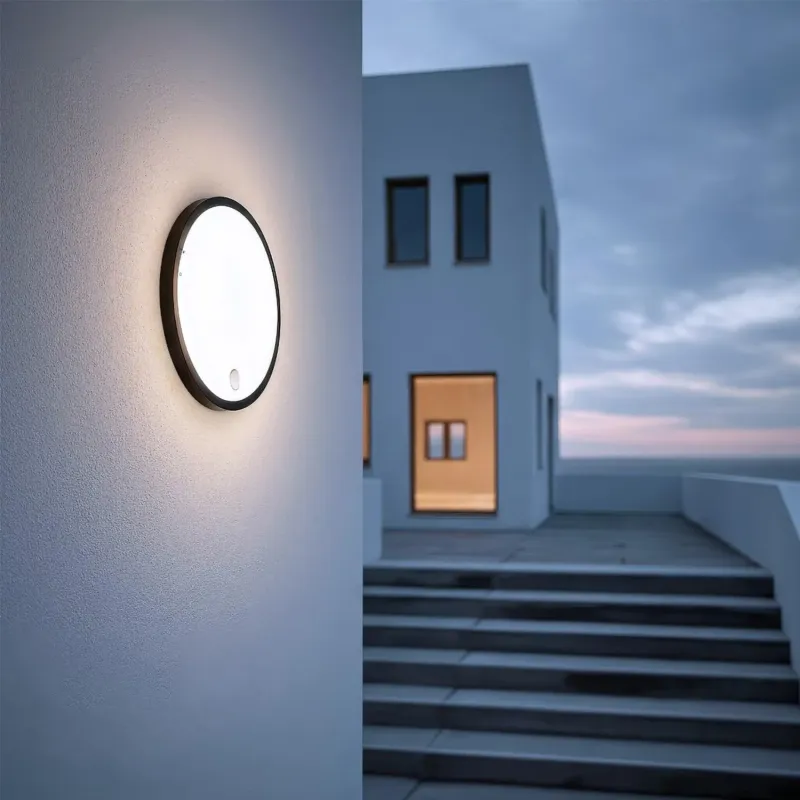 Lampa LED z czujnikiem ruchu Maclean MCE525 B, czujnik PIR, kolor czarny,