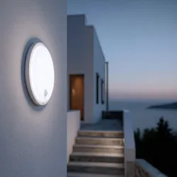 Lampa LED z czujnikiem ruchu Maclean , czujnik PIR, kolor biały, 10W, IP65,