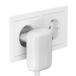 Belkin Ładowarka USB-C 30W, USB-A 12 W, 42W, kątowa, biała