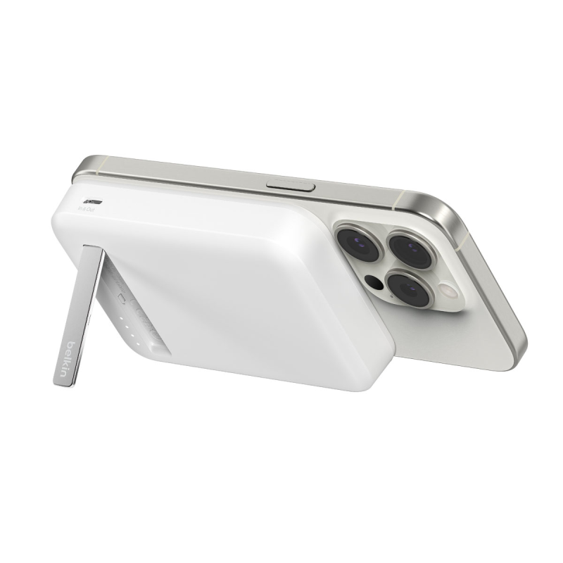 Belkin Powerbank 8000 mAh, 15 W Qi2.0, magnetyczny, z podstawką, biały