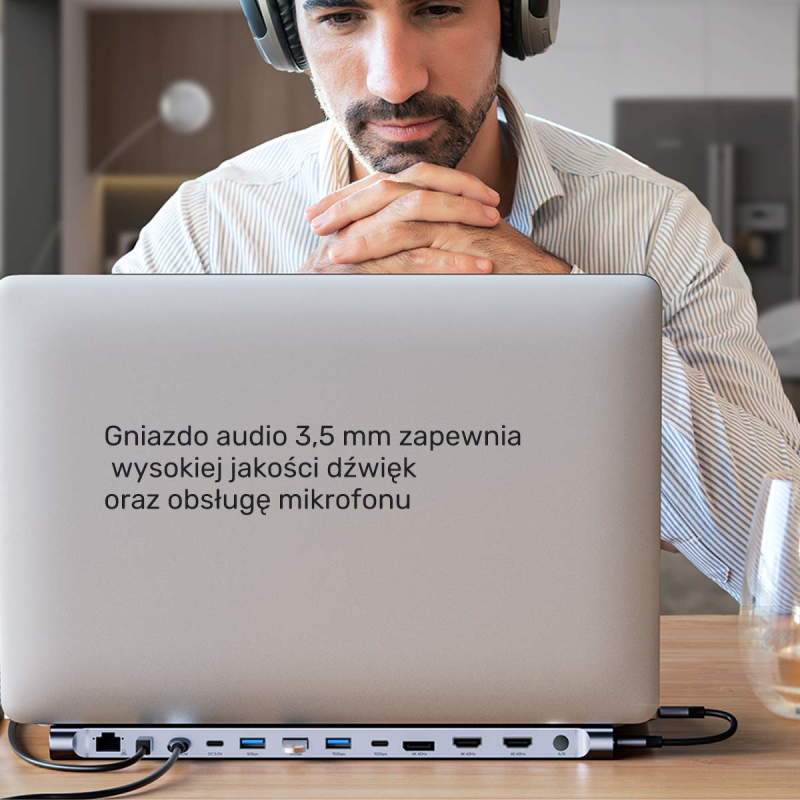 Unitek Stacja dokująca KVM z funkcją podstawki, potrójne wyjście 4K, USB-C, MST, HDMI 2.0