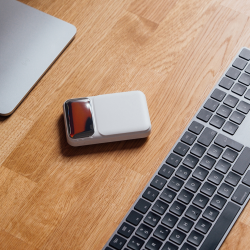 S-Link P104 Powerbank 10 000 mAh z wbudowanymi kablami, HSC 22.5W, PD 20W, biały