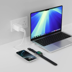Belkin Ładowarka 100W GaN, 2x USB-C, USB-A, podróżna (EU, US, UK), biała