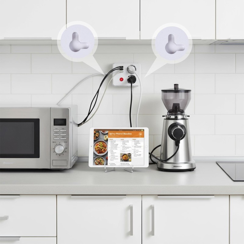 Listwa zasilająca Maclean MCE387 W, przedłużacz 2 gniazda + 3xUSB, 110-240V