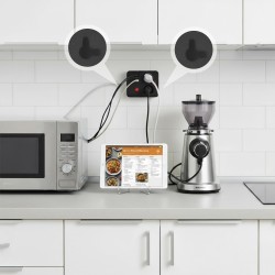 Listwa zasilająca Maclean MCE387 B, przedłużacz 2 gniazda + 3xUSB, 110-240V