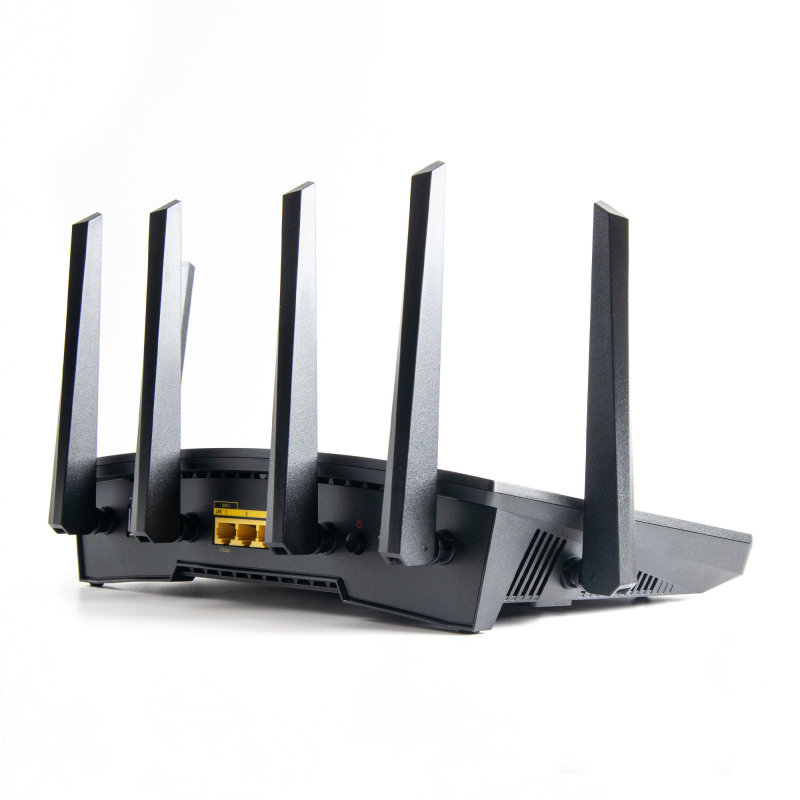 Synology RT6600ax | trójzakresowy router mesh WiFi 6, 2.5 GbE RJ-45 Port, Dual WAN, 4x4 MIMO, VLAN