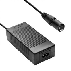 AKYGA Ładowarka do pojazdów elektrycznych AK-EV-01 29.4V / 2A 60W XLR