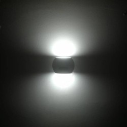 Lampa LED ścienna z czujnikiem PIR Maclean MCE366