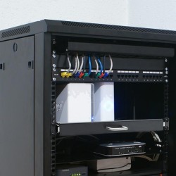 Półka z uchwytem do szafy RACK | 600x600 | wysuwana | PartsPC.pl