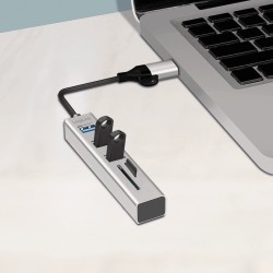 Hub 3xUSB3.0 z czytnikiem kart pamięci | PartsPC.pl