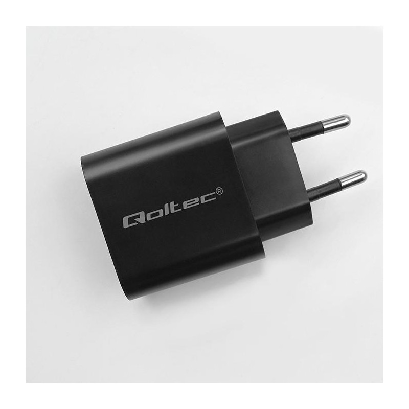 Ładowarka sieciowa Qoltec GaN POWER PRO | 1xUSB-C | 1xUSB | 30W | 5-20V |