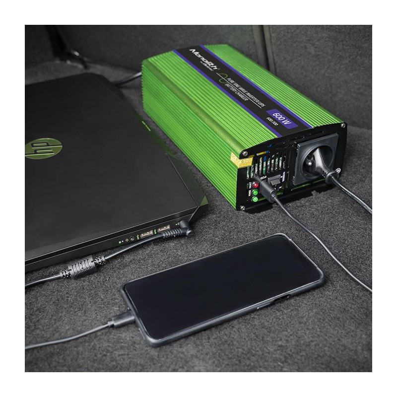 Przetwornica napięcia Qoltec Monolith | ładowanie baterii | UPS | 300W |