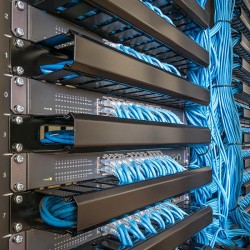 Zestaw montażowy Qoltec M16 do szaf RACK | 50szt. | PartsPC.pl