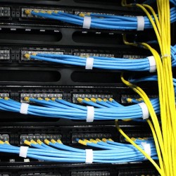 Organizer kabli QOLTEC do szaf RACK 19" | 24 porty | 1U | PartsPC.pl
