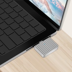 Micro kieszeń USB3.2 1x Gen2, USB-C, PCOe NVMe | PartsPC.pl